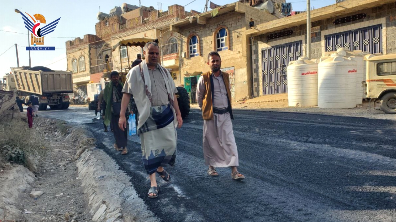 محافظ حجة يطلع على سير تنفيذ مشروع تأهيل وصيانة طريق مدخل المدينة