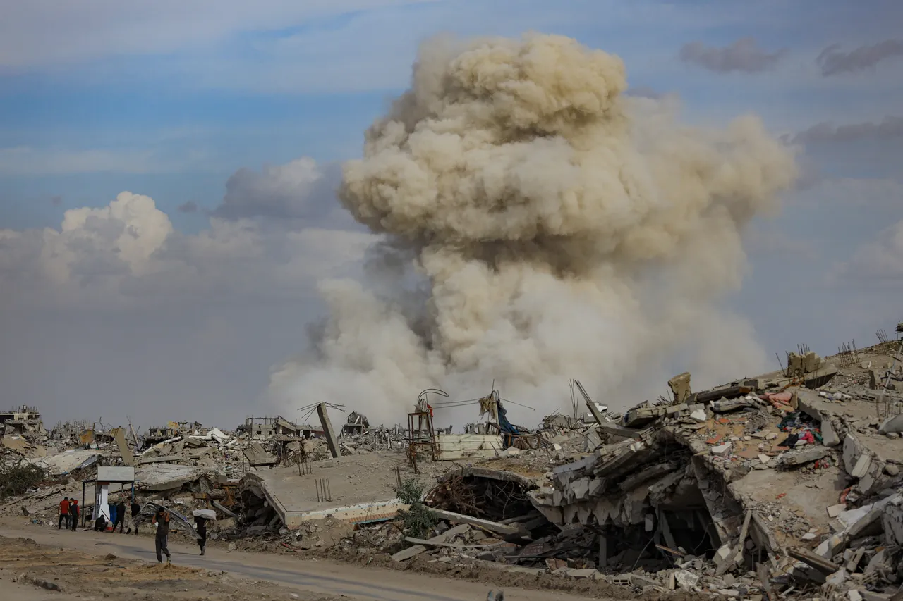 غزة ..إصابة طفل فلسطيني في قصف العدو الصهيوني حي الزيتون