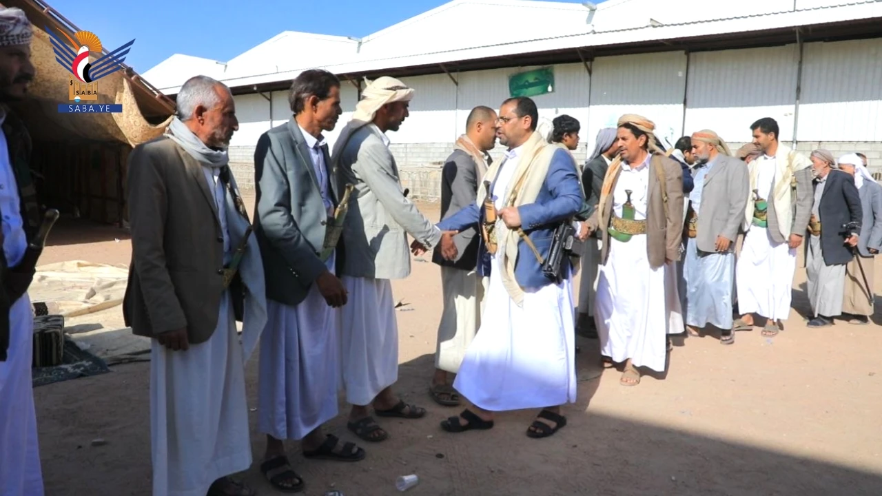 محافظ صعدة يُقدّم واجب العزاء في وفاة الحاج ضيف الله جرفان