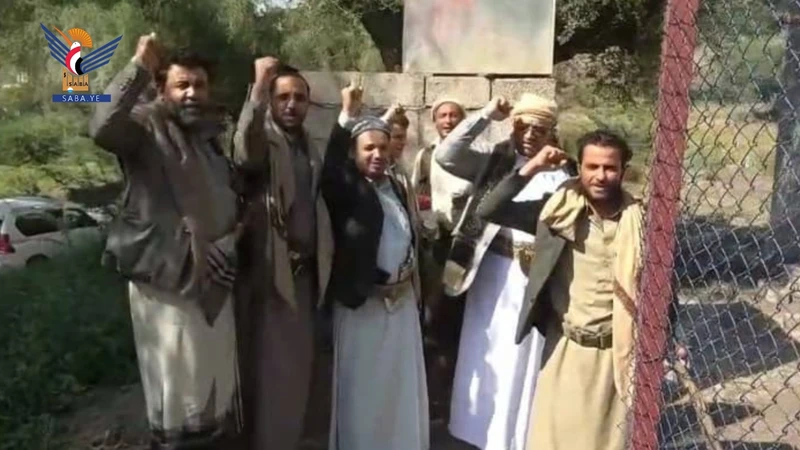 المساوى يطلع على مشروع المياه بعزلة الربيعي في مديرية التعزية