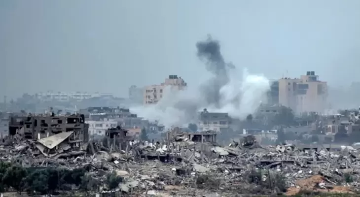 تمهيدا لنسفه.. العدو الصهيوني يصدر"أوامر إخلاء"لمربع سكني شرق حي التفاح بغزة 