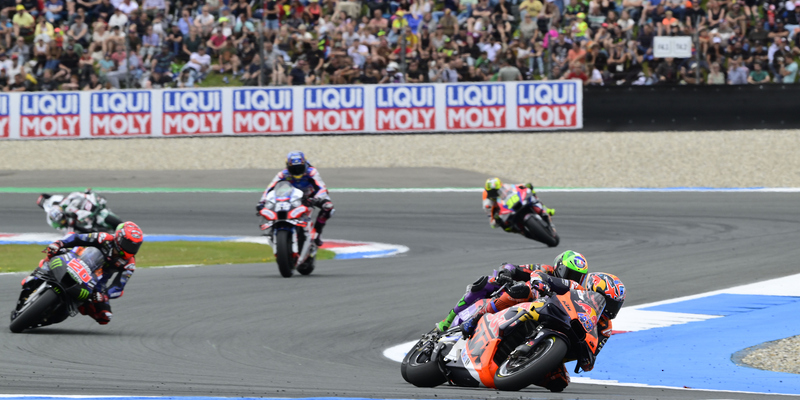 الإيطالي بانيايا يفوز بسباق ألمانيا للدراجات النارية