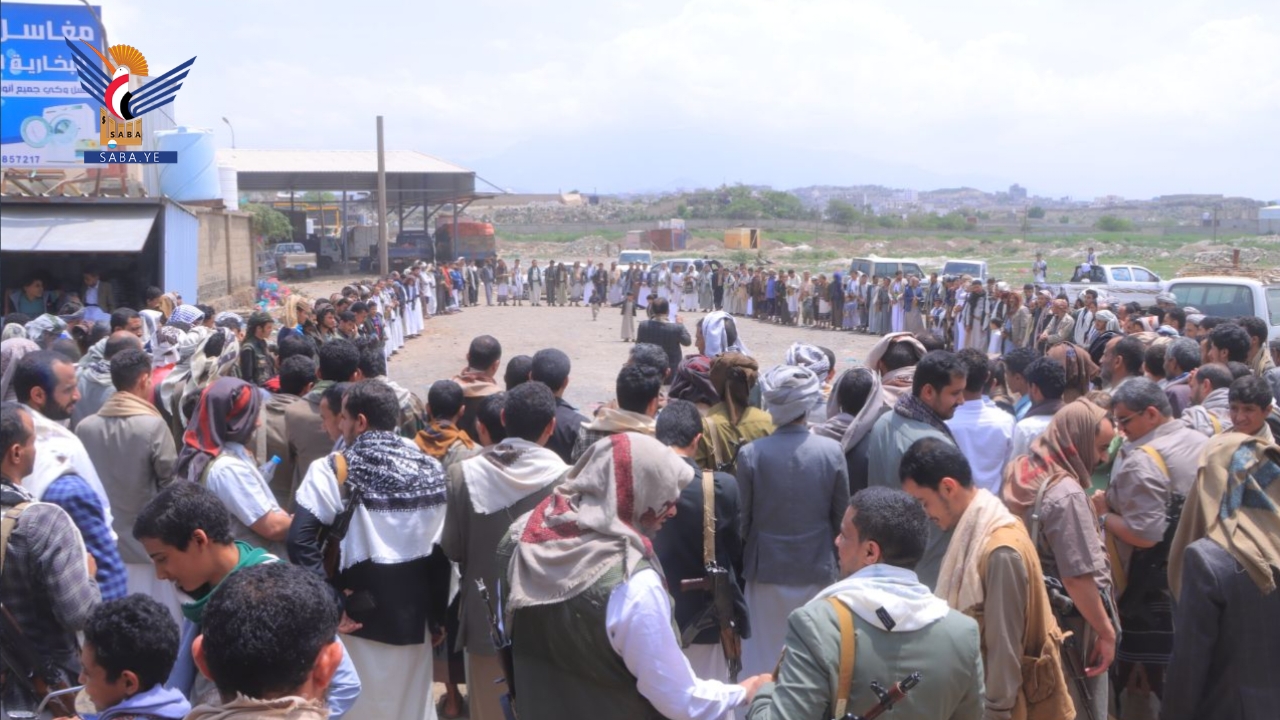 وقفات في تعز​ تؤكد أهمية الصرخة كسلاح وموقف في مواجهة الأعداء