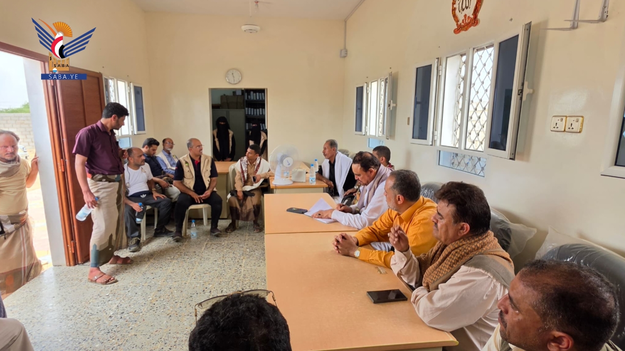 فريق أمانة العاصمة يطلّع على تجربة مؤسسة جرامين يمن في مشاريع التمكين بالحديدة