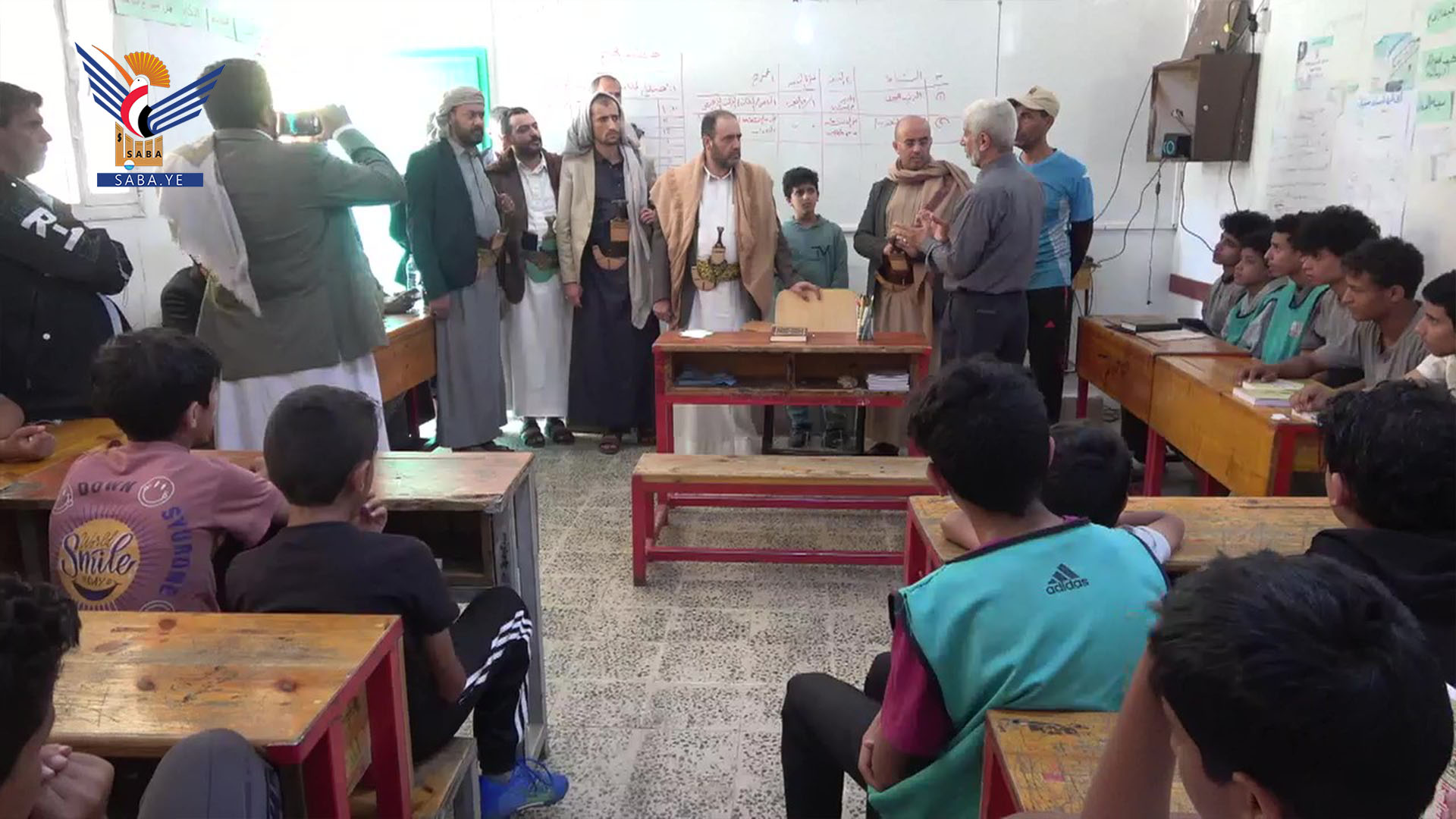 رئيس هيئة التفتيش القضائي يطلع على أنشطة الدورات الصيفية في مديرية معين