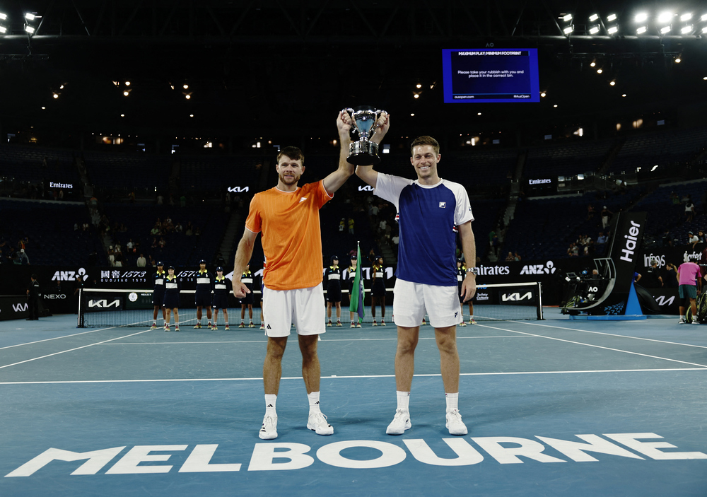 الثنائي هاريسون وسكوبسكي يتوجان بلقب زوجي الرجال في أستراليا المفتوحة للتنس