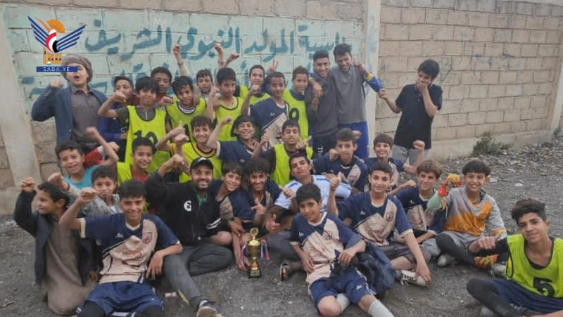 تتويج براعم وشباب فريقا الأهلي والعين بذمار لقب بطولة المولد النبوي 