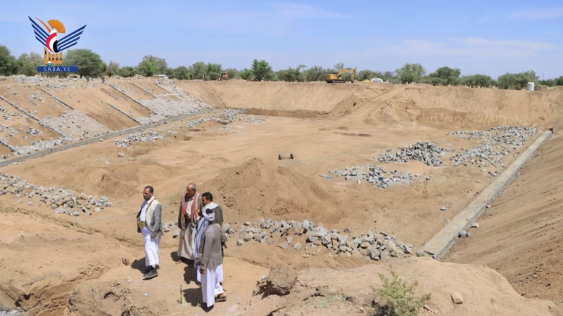 الاطلاع على سير العمل في المرحلة الثانية من مشروع بحيرة الحرف بصعدة الاطلاع على سير العمل في المرحلة الثانية من مشروع بحيرة الحرف بصعدة