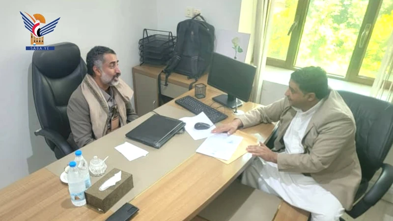 اجتماع بالمحويت يناقش سير أداء فرع هيئة الموارد المائية اجتماع بالمحويت يناقش سير أداء فرع هيئة الموارد المائية