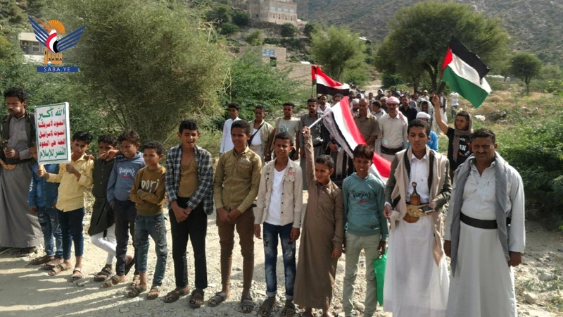 مسيرات في لحج وفاءً للشهداء وتأكيدا على المضي في خط الجهاد مسيرات في لحج وفاءً للشهداء وتأكيدا على المضي في خط الجهاد