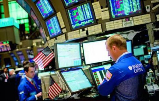 مؤشرات الأسهم الأمريكية تغلق على انخفاض