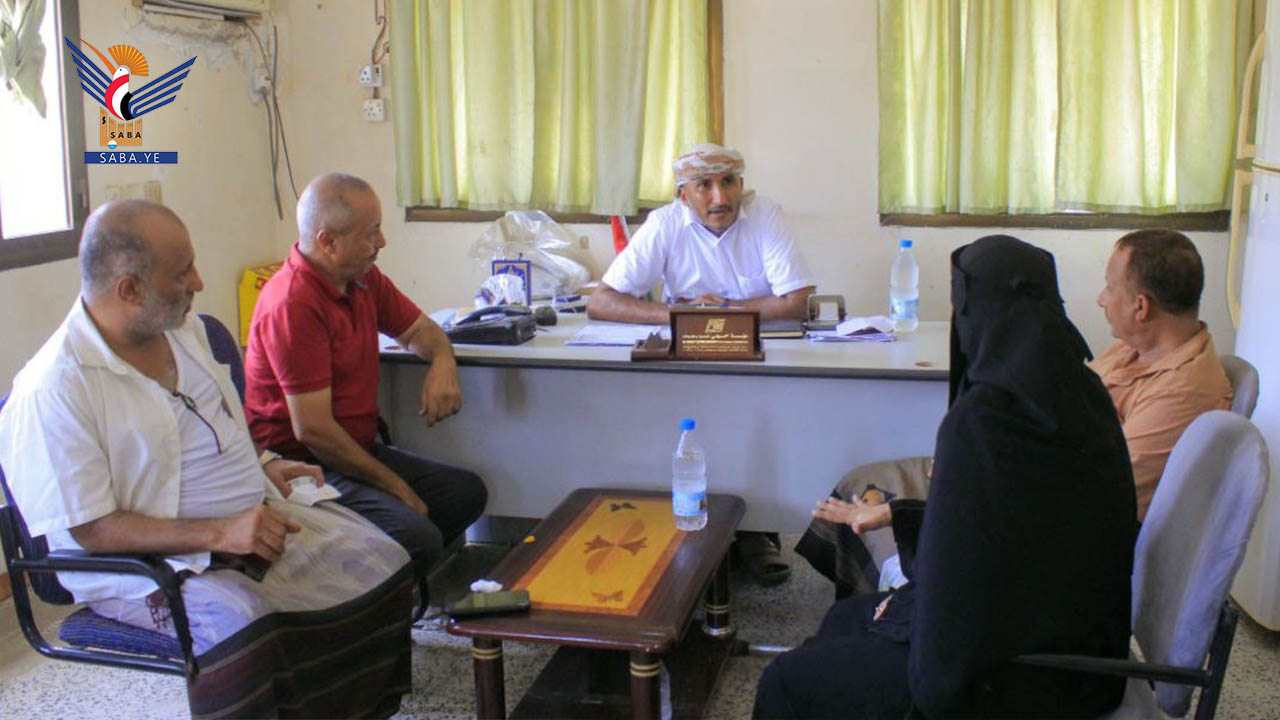 صندوق رعاية المعاقين​ بالحديدة يناقش دعم ذوي الإعاقة وخدمات الرعاية والتأهيل