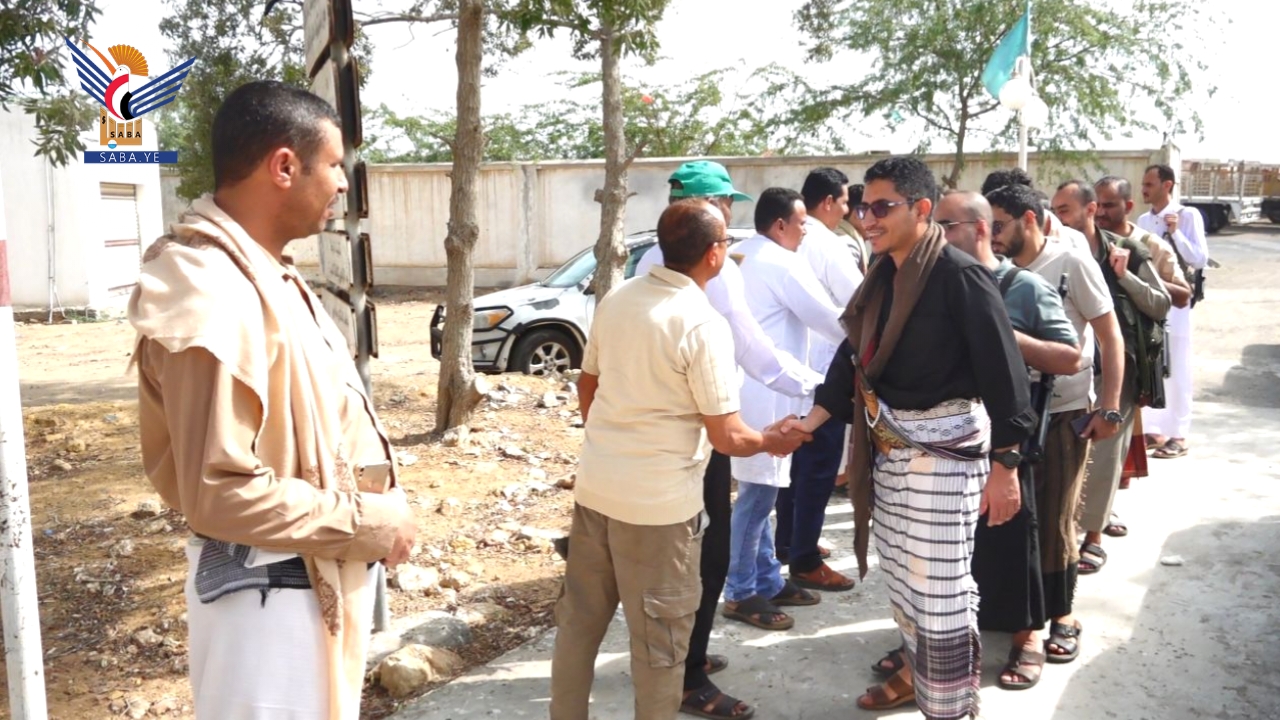 قيادات بوزارة الصحة تتفقد سير العمل في عدد من مستشفيات محافظة الحديدة