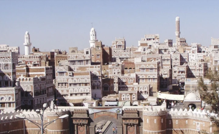 صنعاء: عزيمة الشعب اللبناني ومقاومته البطولية أحبطت مخططات الاحتلال الخبيثة صنعاء: عزيمة الشعب اللبناني ومقاومته البطولية أحبطت مخططات الاحتلال الخبيثة