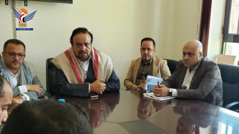 أمين العاصمة يطلع على سير العمل بصندوق النظافة والتحسين