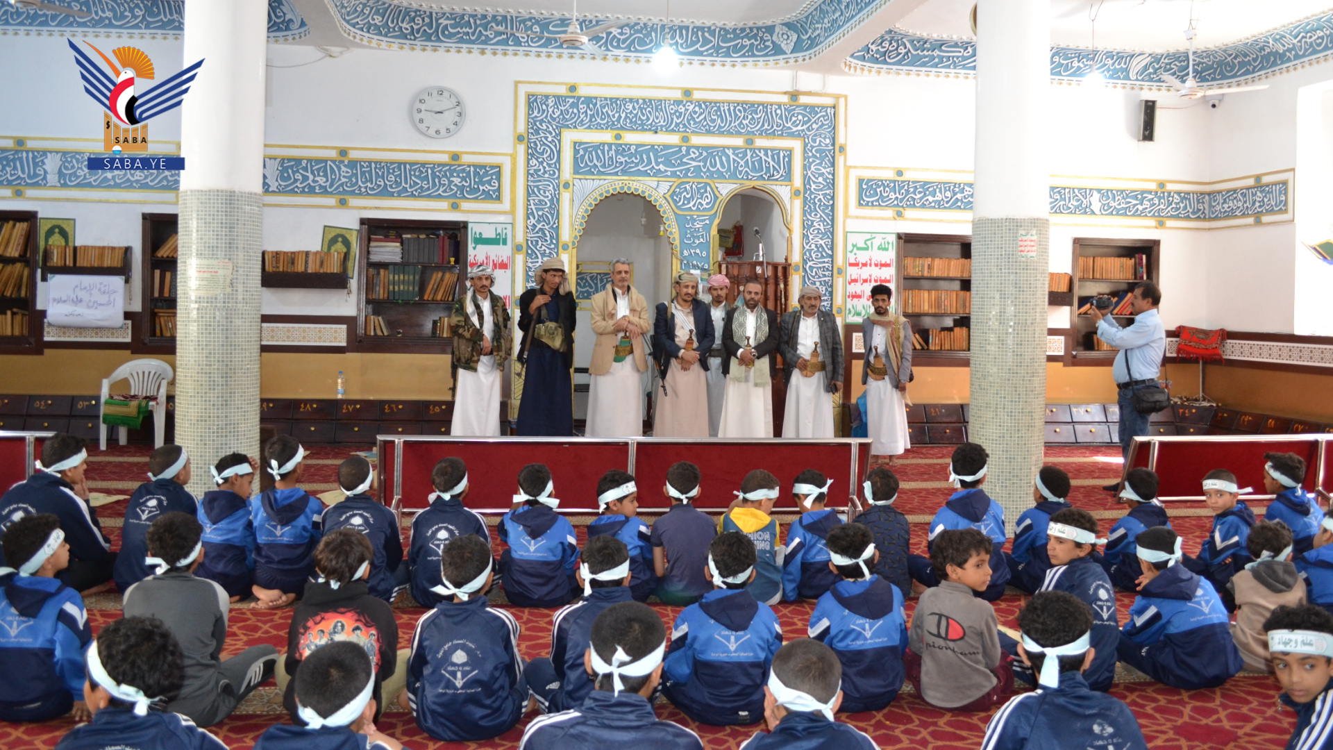 أمين عام مجلس الشورى وعدد من أعضاء المجلس يتفقدون أنشطة الدورات الصيفية