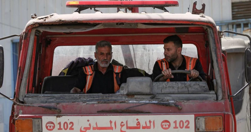 الدفاع المدني بغزة: العدو الإسرائيلي يتعمد تعطيل الخدمة الإنسانية التي نقدمها للمواطنين