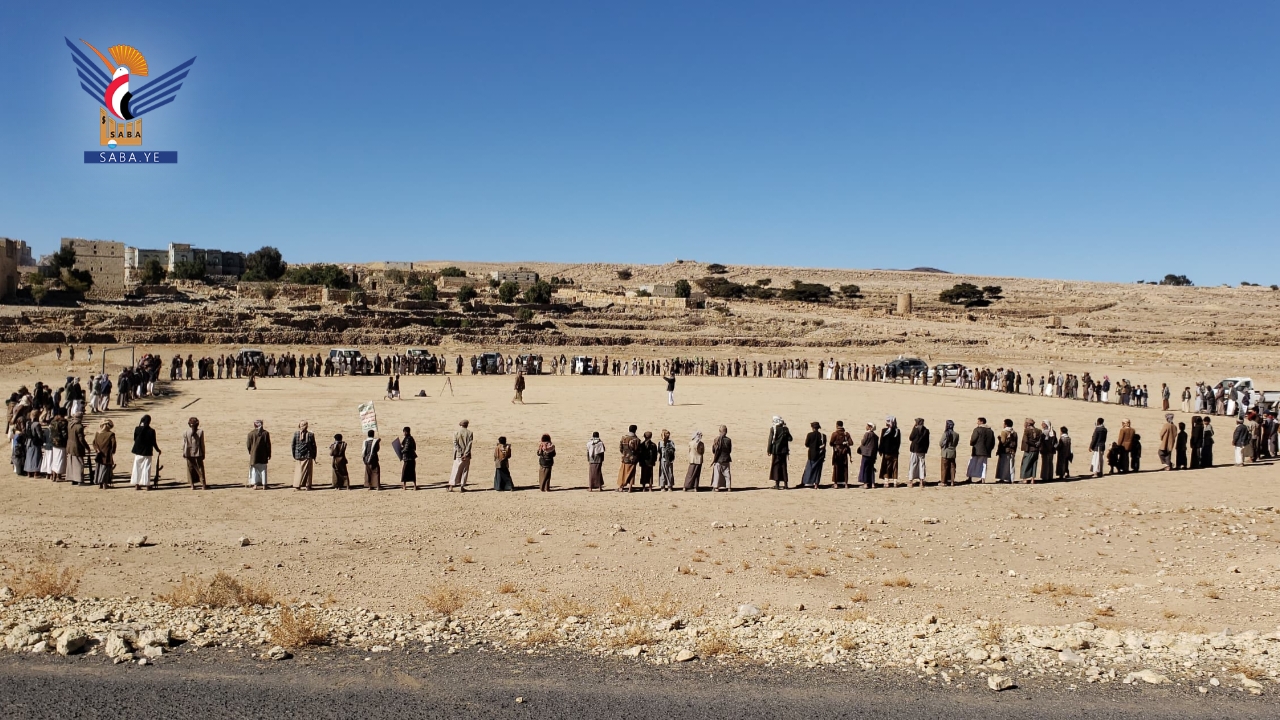 وقفة قبلية مسلحة بمديرية أرحب تأكيدًا للجهوزية وانتصارًا لكتاب الله