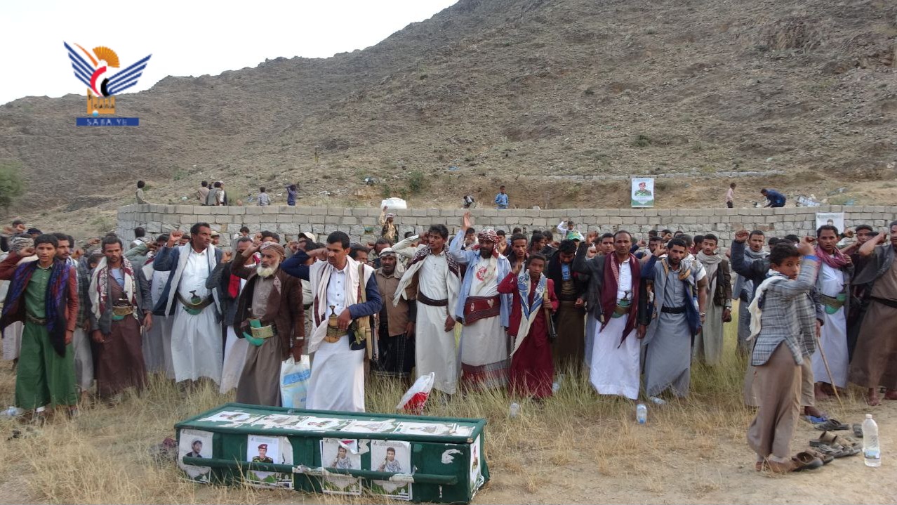 تشييع جثمان الشهيد سيف الصموت في كشر بحجة  تشييع جثمان الشهيد سيف الصموت في كشر بحجة