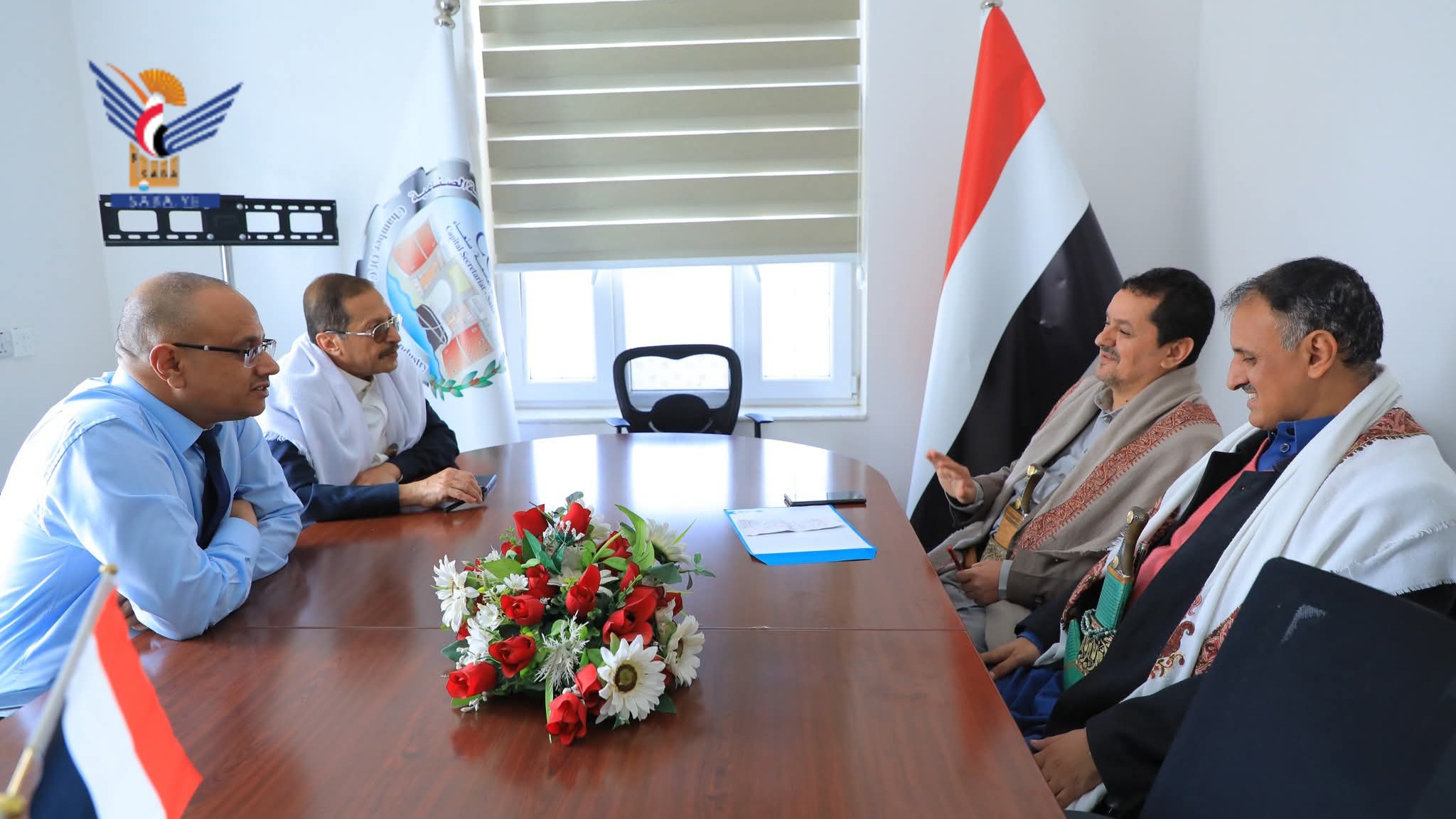 الشؤون الاجتماعية وغرفة تجارة الأمانة يناقشان التعاون في الصحة والسلامة المهنية