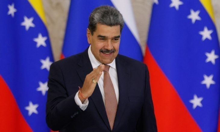 مادورو : فنزويلا تمتلك 5 آلاف صاروخ مضاد للطائرات للتصدي للتهديدات الأمريكية