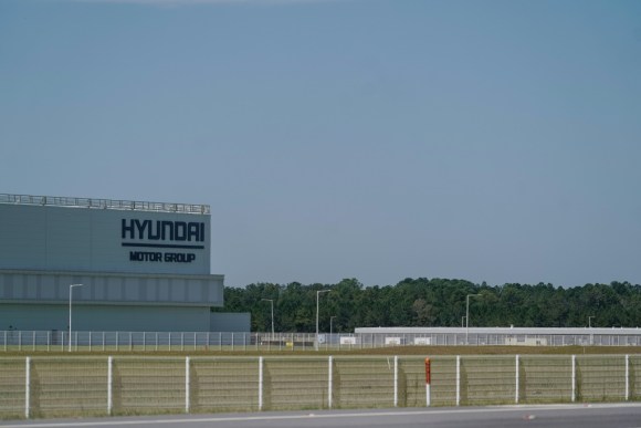 كوريا الجنوبية تطلب سحب أكثر من 260 ألف سيارة بسبب عيوب في التصنيع