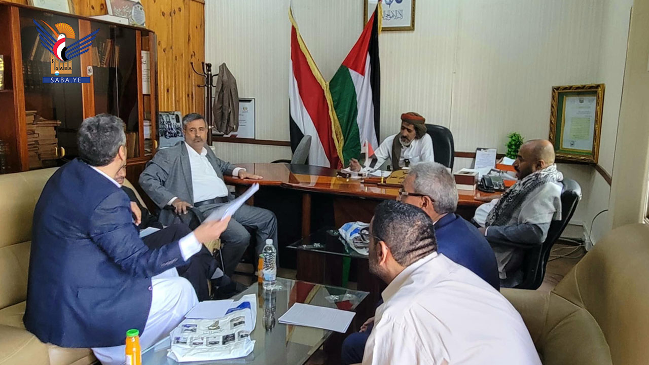 المحضار يناقش مع وكيل قطاع الأشغال بالأمانة سير تنفيذ المشاريع