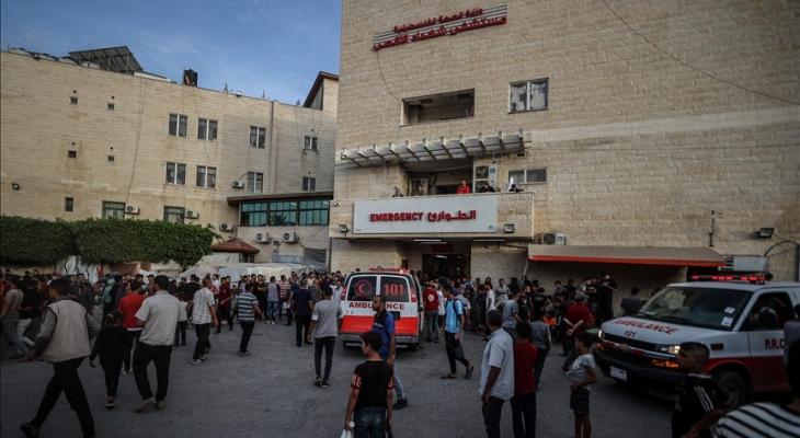  طواقم مستشفى "شهداء الأقصى" ترفض مغادرته بعد أوامر إخلاء جيش العدو