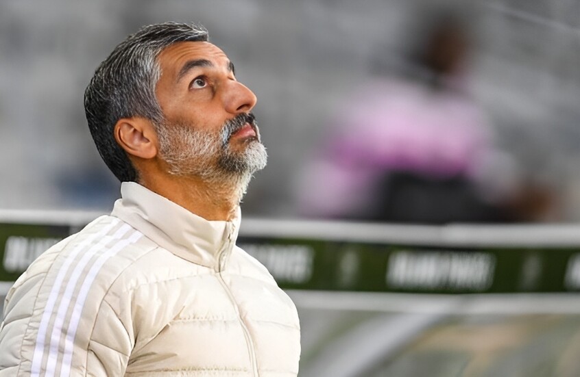 الأهلي المصري يعلن إنهاء تعاقده مع المدرب الإسباني خوسيه ريبييرو الأهلي المصري يعلن إنهاء تعاقده مع المدرب الإسباني خوسيه ريبييرو