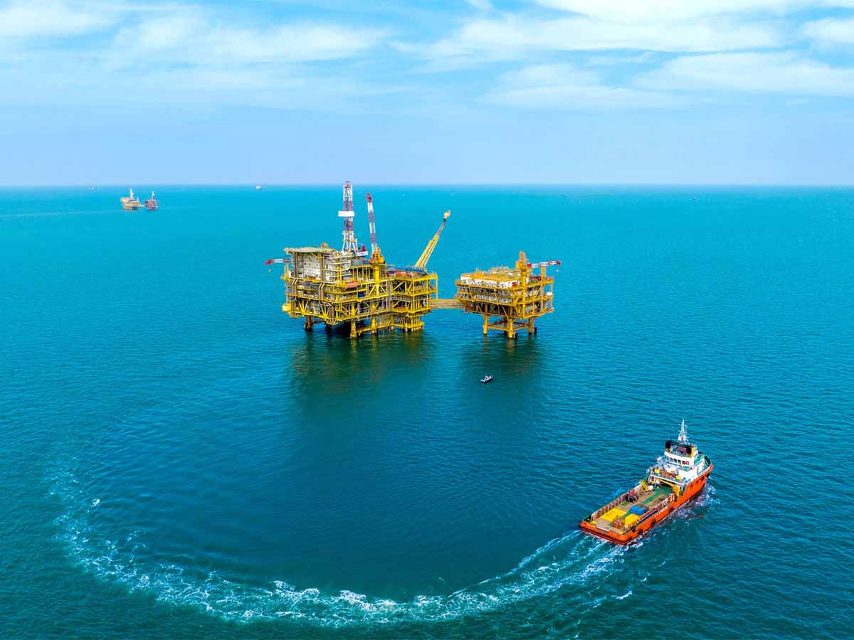 الصين تبدأ عمليات الإنتاج لحقل نفطي كبير في بحر بوهاي