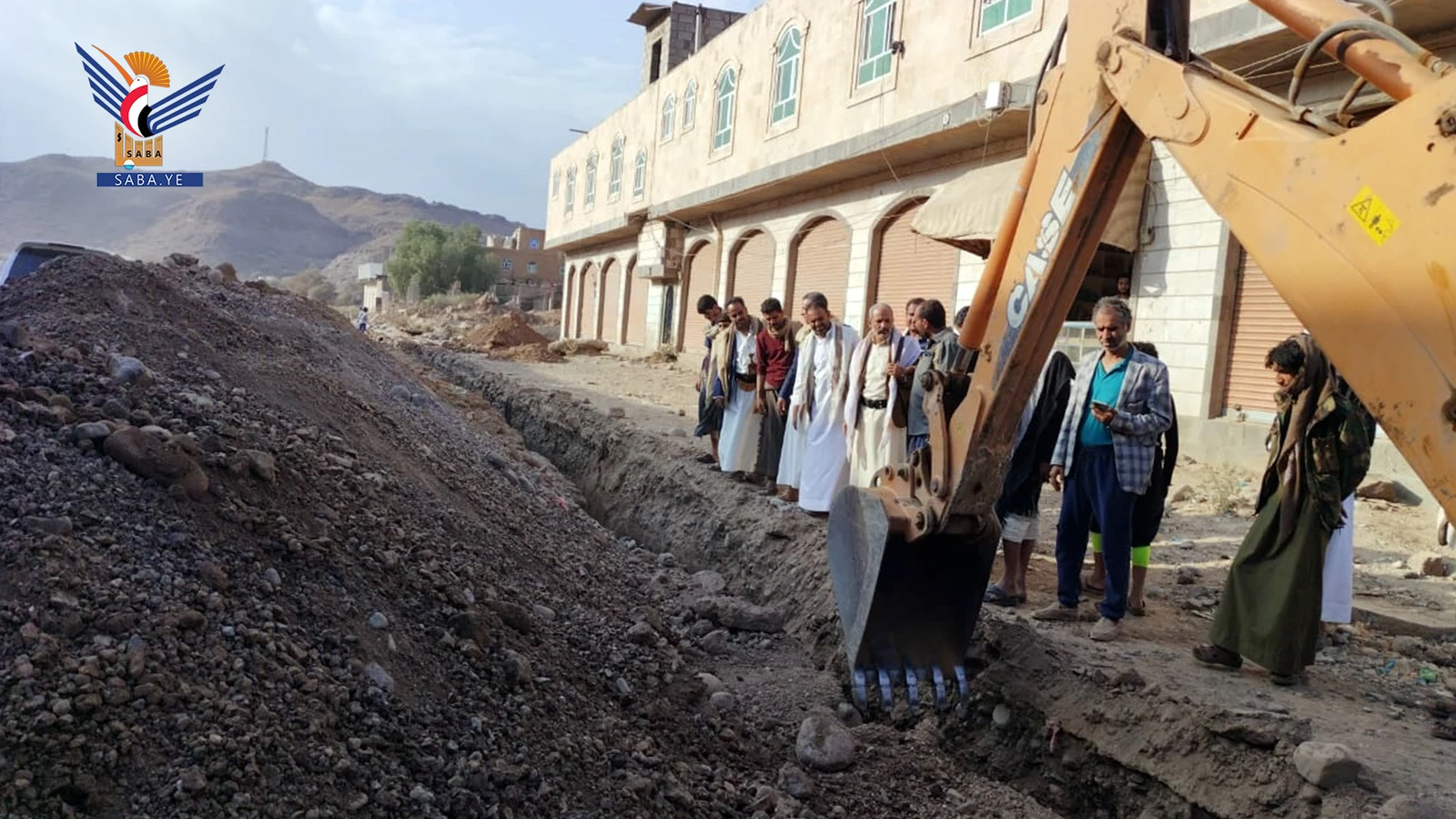 إنجاز مشاريع مياه وصرف صحي بمديرية دمت في الضالع