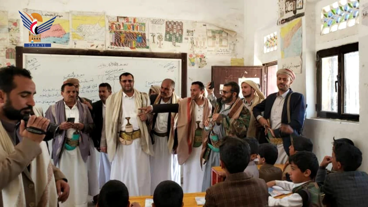 تفقد أنشطة الدورات الصيفية في مديرية خارف بعمران