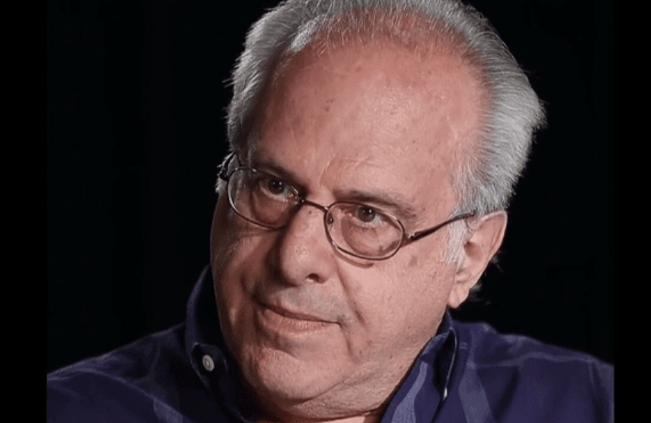 خبير اقتصادي أميركي: الإمبراطورية الأميركية آخذة في الانهيار