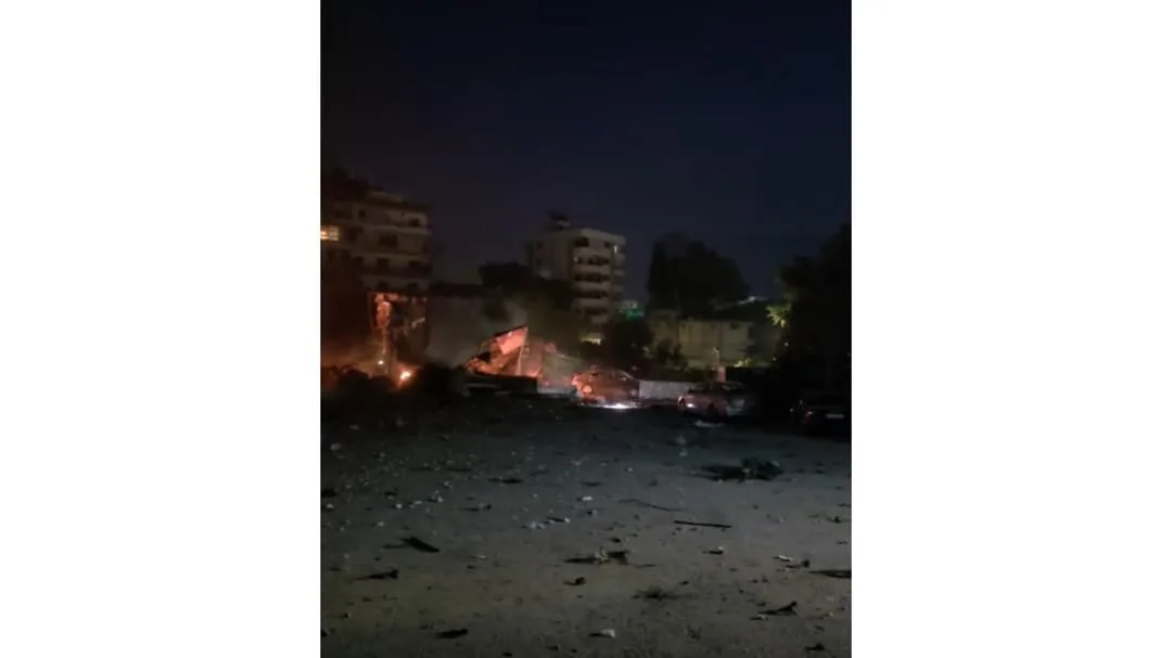 إصابة مراسل ومصور جراء غارات للعدو الإسرائيلي على جنوب لبنان
