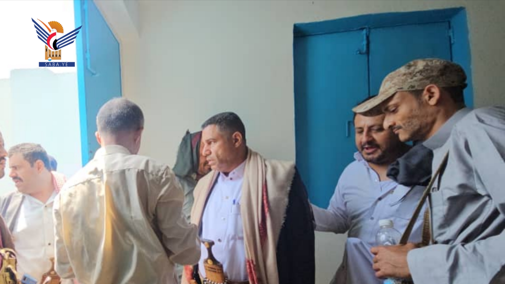 نائب وزير الكهرباء والمياه يطلع على مواقع آبار حقلي حبير - الحيمة في تعز
