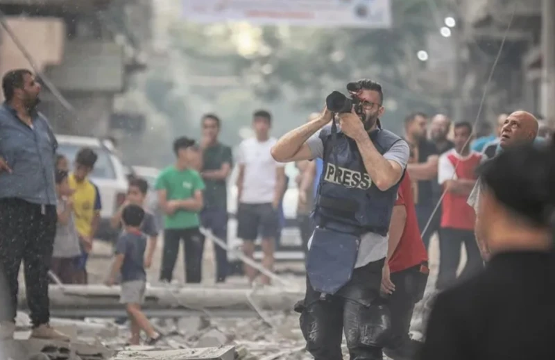 "حماية الصحفيين الفلسطينيين”: العدو الإسرائيلي يستهدف الإعلاميين في غزة لطمس الحقيقة