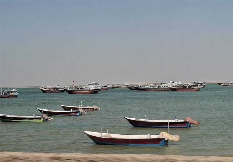 مصدر عسكري إيراني : في جريمة نكراء.. أمريكا استهدفت زورقي بضائع مدنيين بدلاً من زوارق الحرس الثوري السريع