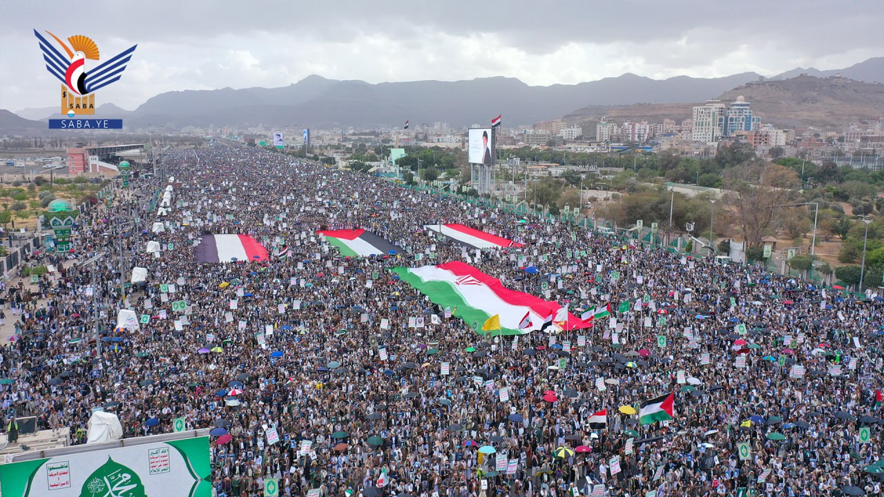  طوفان بشري بالعاصمة صنعاء في مليونية "مع إيران ولبنان نُحيي يوم الفرقان"