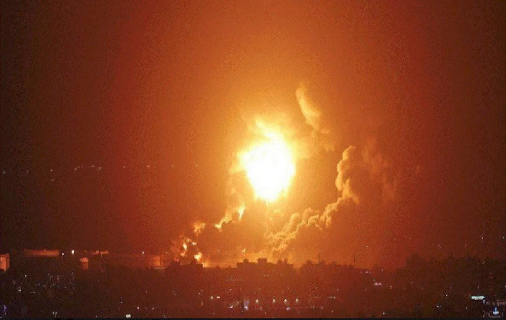 اليمن: عدوان أميركي - بريطاني يستهدف بـ3 غارات شرقي مدينة صعدة اليمن: عدوان أميركي - بريطاني يستهدف بـ3 غارات شرقي مدينة صعدة