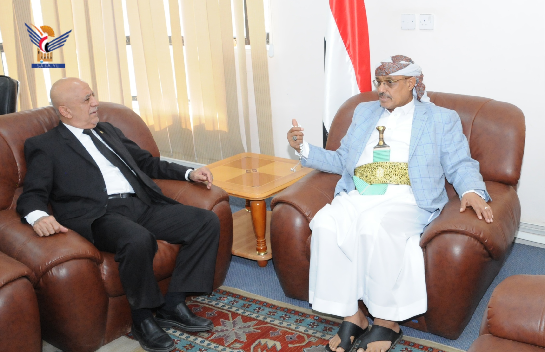 السامعي يناقش مع الرهوي للمواضيع المتصلة بالأداء الحكومي