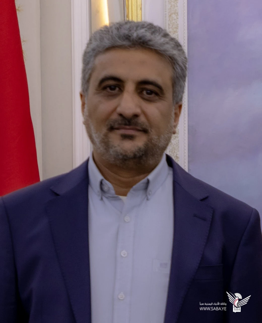 نائب رئيس الوزراء المداني يهنئ قائد الثورة ورئيس المجلس السياسي بحلول شهر رمضان