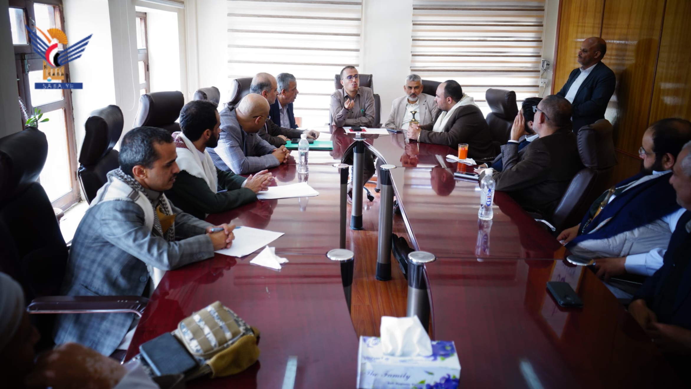 مناقشة الامتيازات الممنوحة للمكلفين من مصلحة الضرائب والجمارك