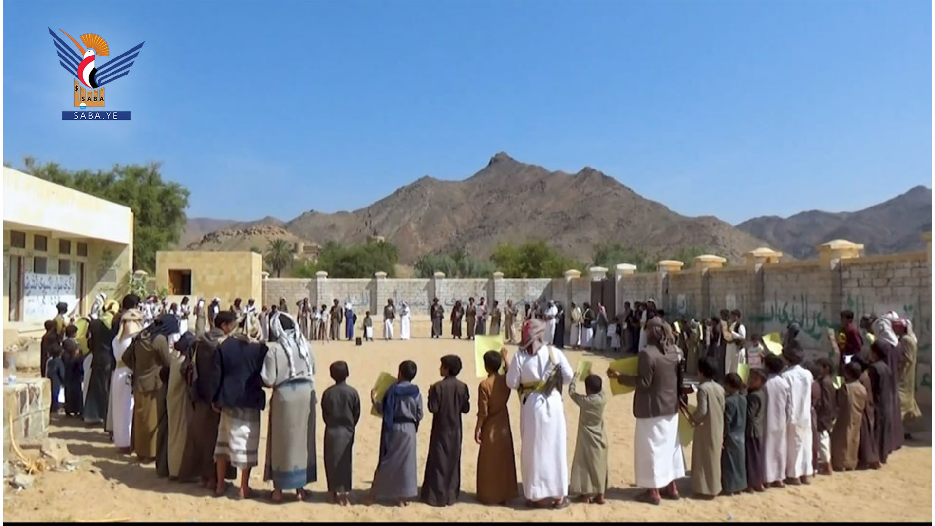 وقفة لأبناء العقيق بمديرية كتاف في صعدة إعلاناً للبراءة من أعداء الله