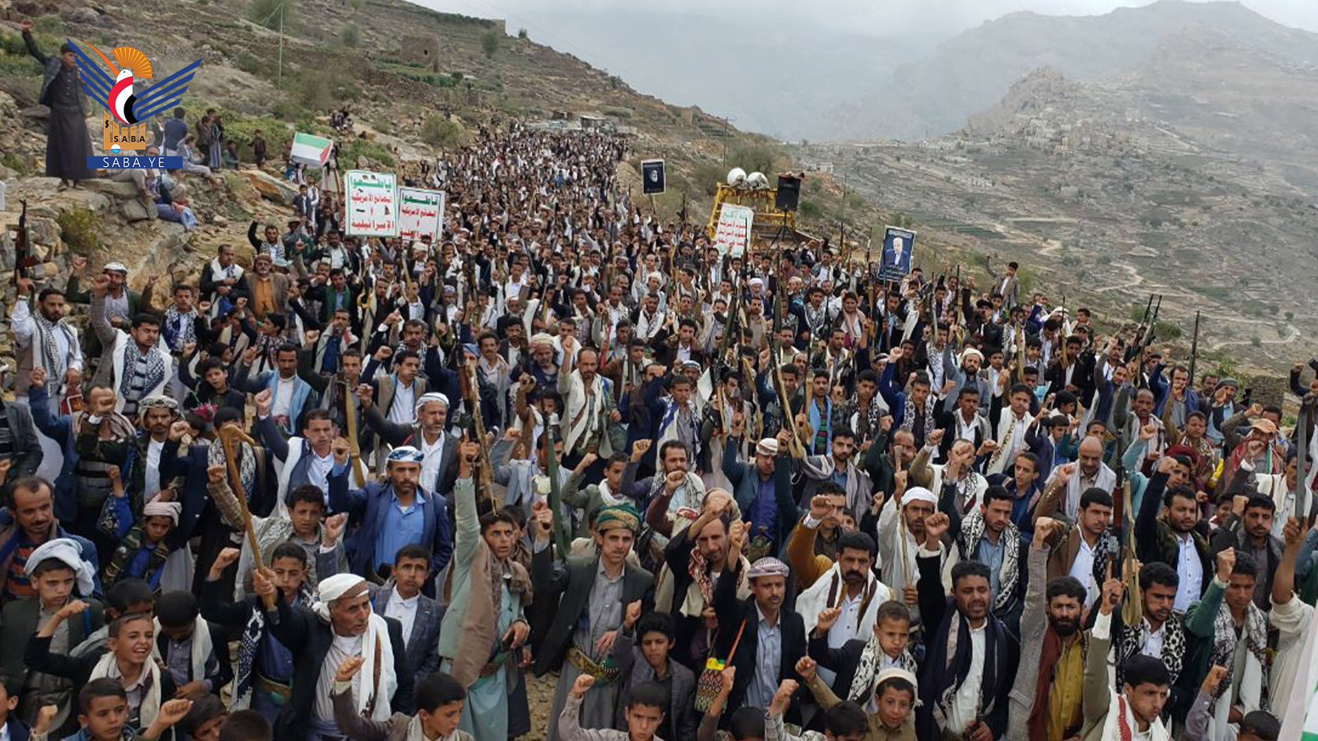 أبناء حجة يحتشدون في مسيرات "ثابتون مع غزة في مواجهة التصعيد الأمريكي الإسرائيلي"