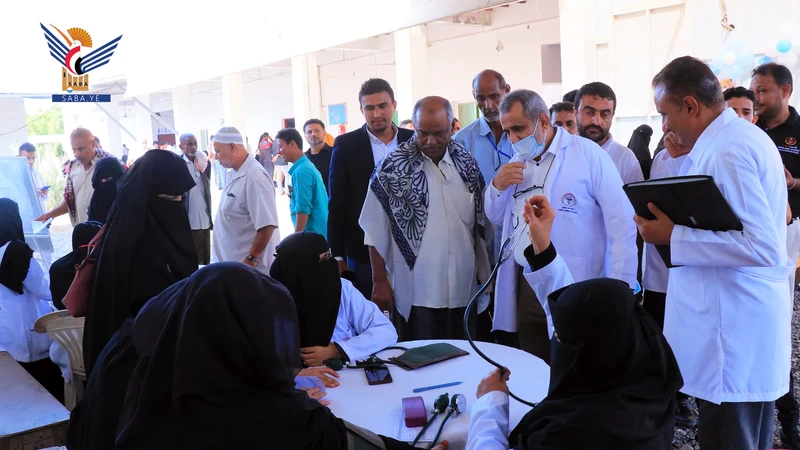 تدشين المخيم الطبي الرابع لمرضى القلب والضغط والسكري بمستشفى الثورة بالحديدة