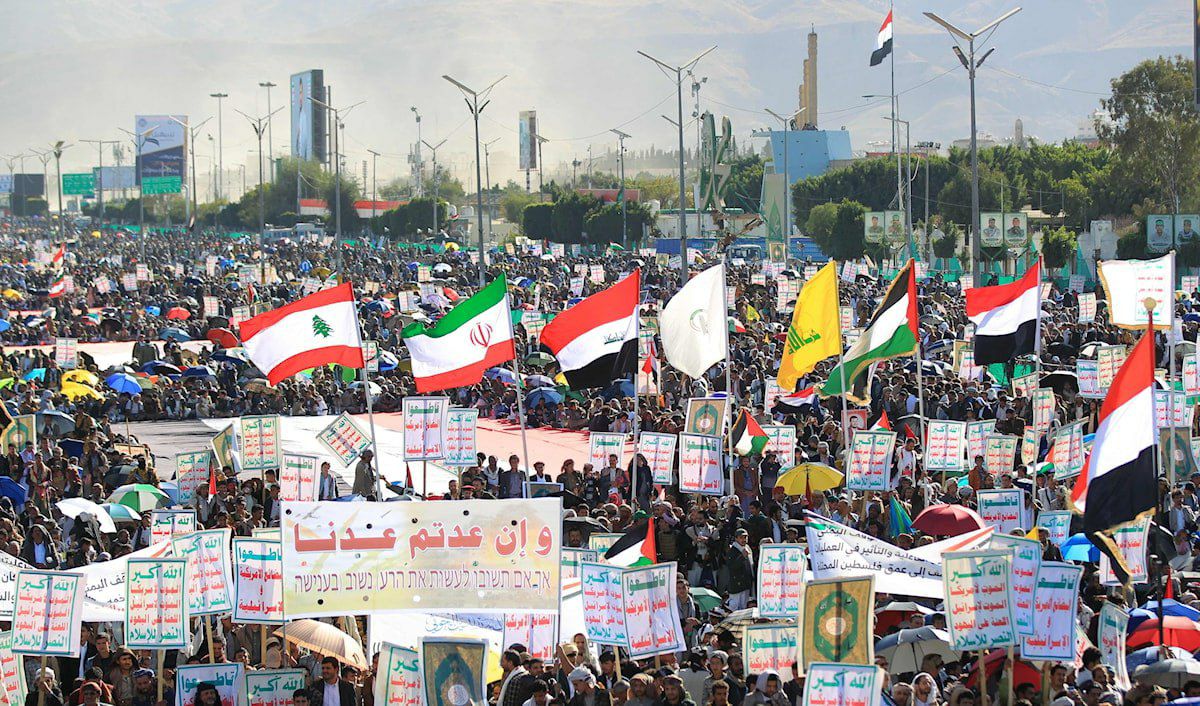 الفرق بين أنصار الله وخصومهم