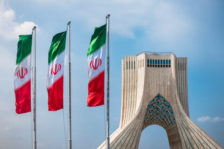 إيران تنعي 7 من قياداتها العسكرية