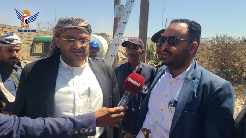 المساوى يدّشن العمل بمحولين كهربائيين في المقاشرة والسمكر بمديرية التعزية
