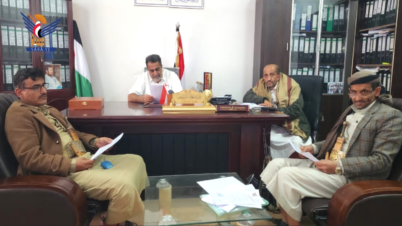 مناقشة آلية دعم وإسناد المبادرات المجتمعية بمحافظة البيضاء