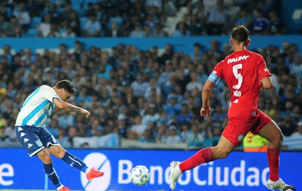 الدوري الأرجنتيني ..راسينغ يتغلب على بيلجرانو بهدف دون رد